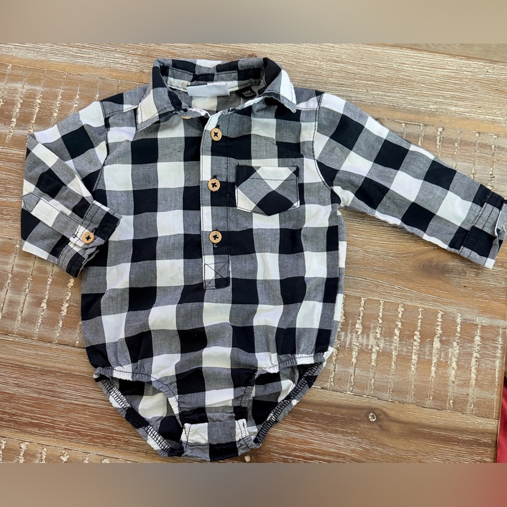(3/$15) Mick Mack baby Boy long sleeve plaid onesie 3/6m